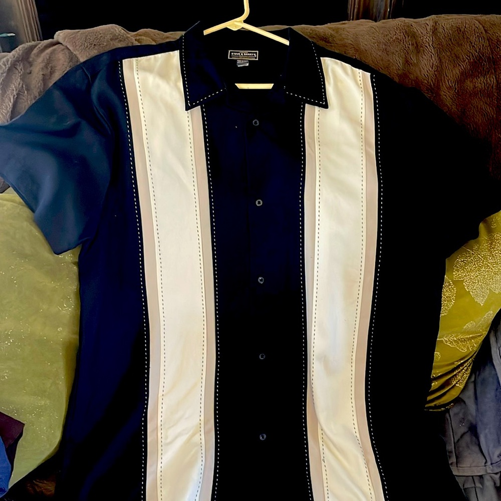 Men’s xl Steve & Barry’s shirt nicely made